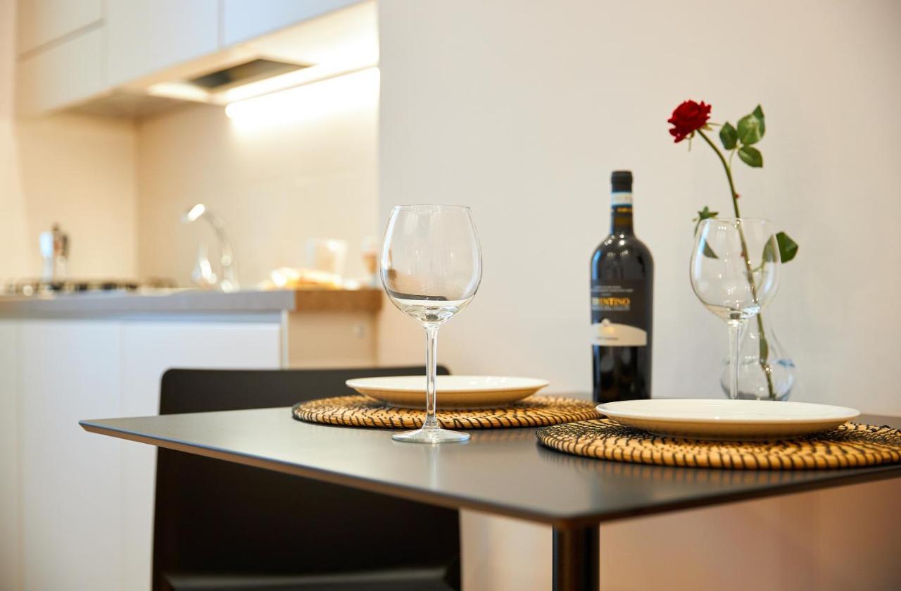 Villa Rosa Residence Санта-Мария-ди-Кастеллабате Экстерьер фото